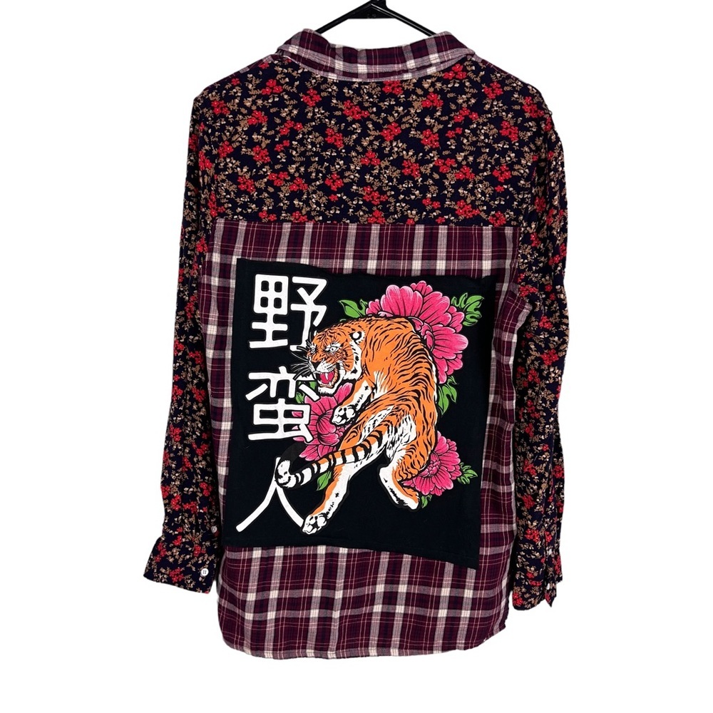 REDONE Flannel Red Multicolor Colorblock Oriental Tiger Womens Size Medium